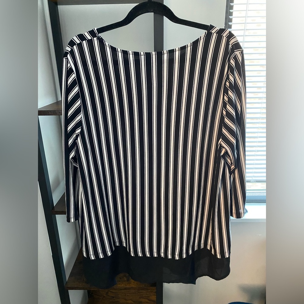 Striped blouse - Picture 3 of 3